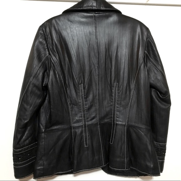 Danier | NWOT black leather jacket - Picture 4 of 12